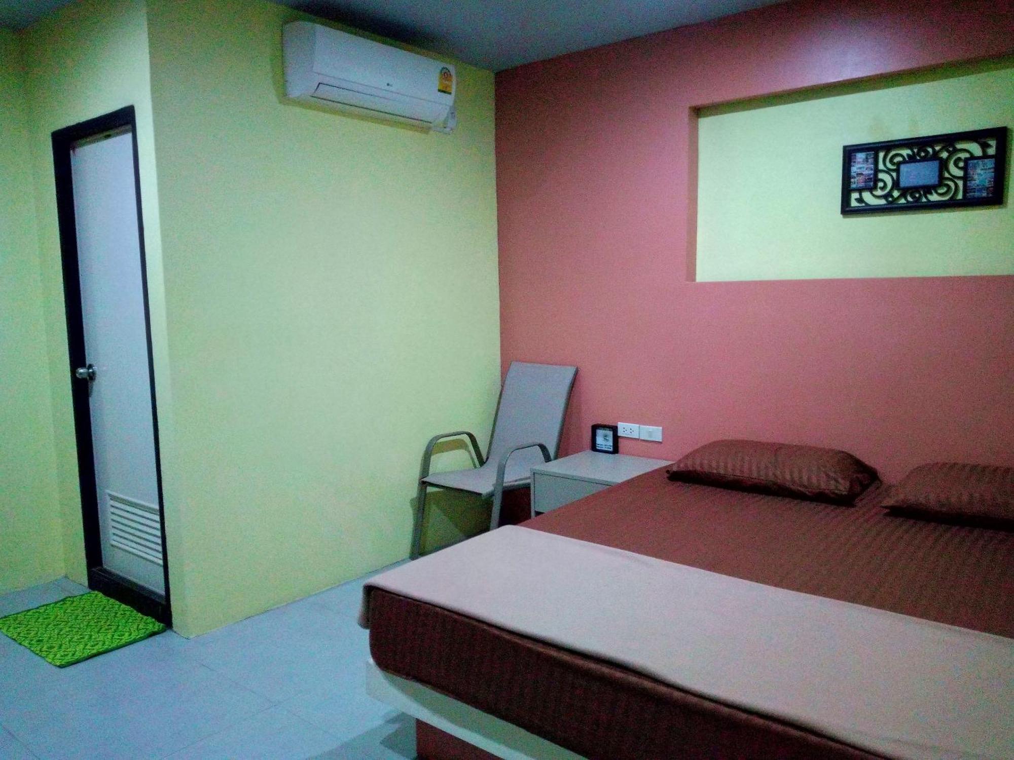 In Phuket House Hotel Exterior photo