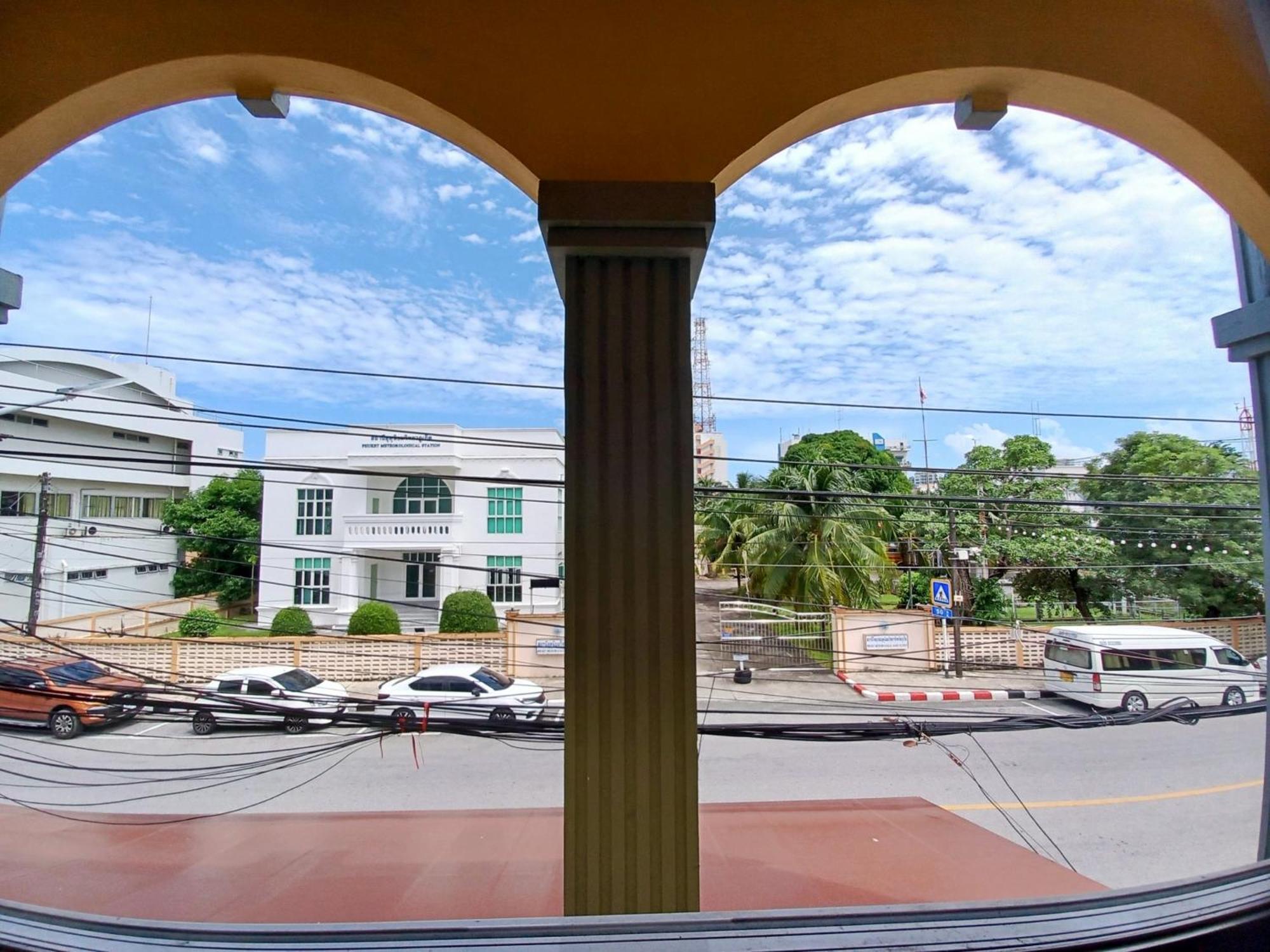 In Phuket House Hotel Exterior photo