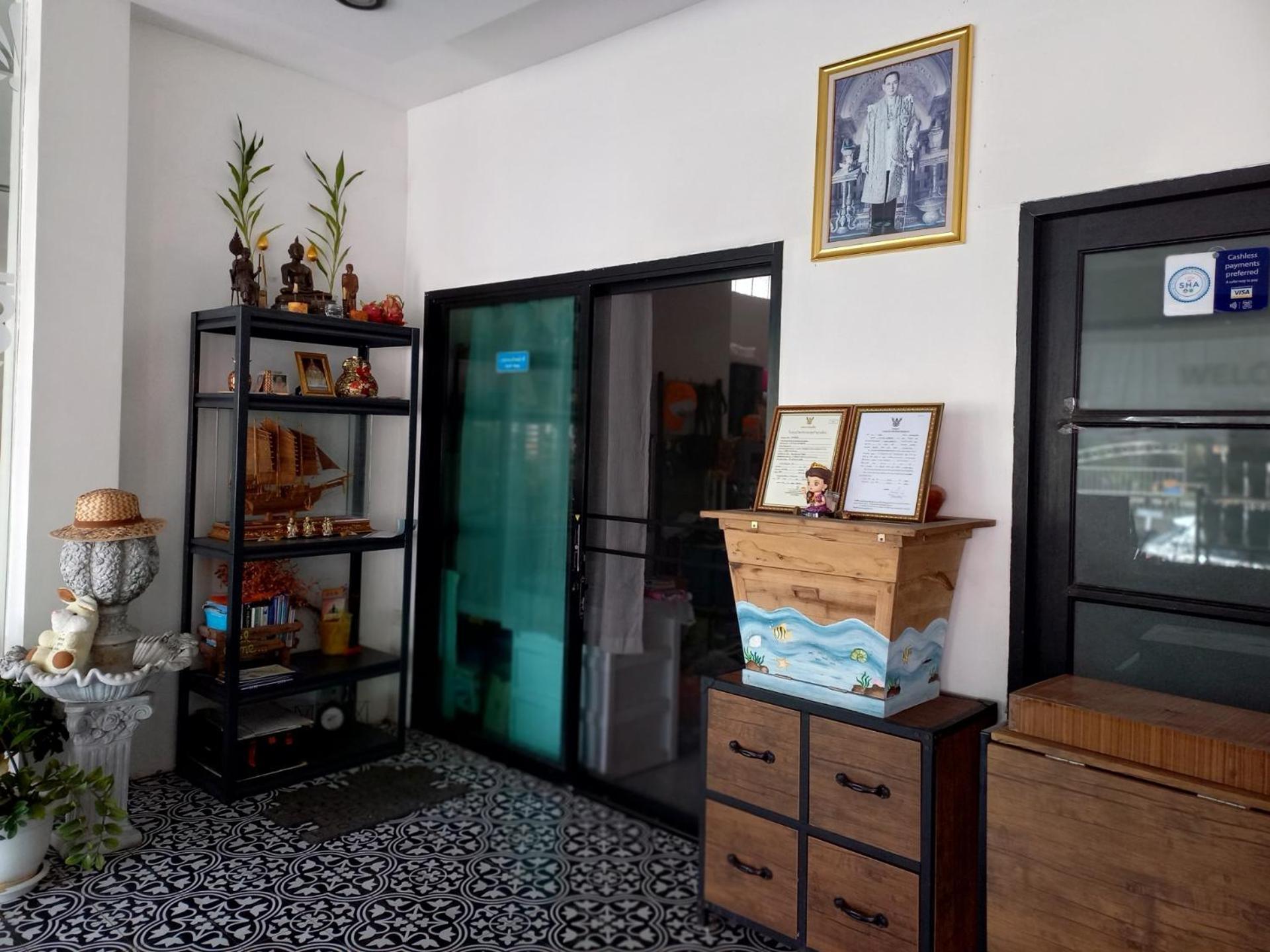 In Phuket House Hotel Exterior photo