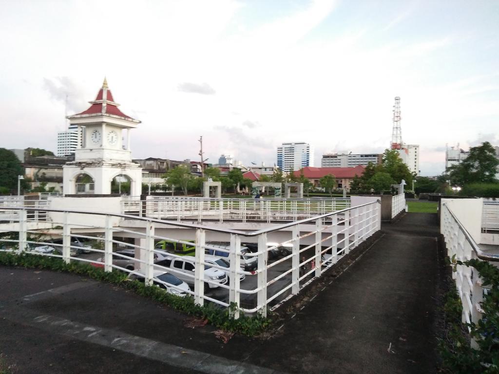 In Phuket House Hotel Exterior photo
